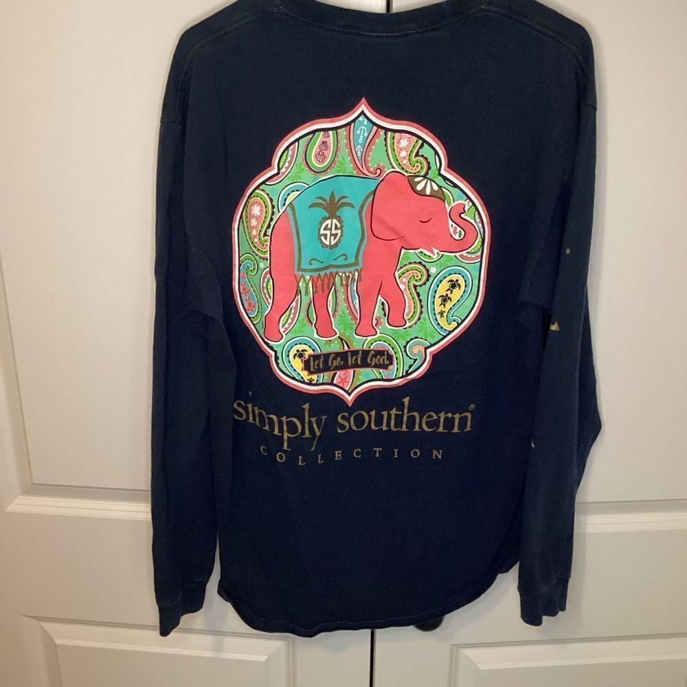 Ladies Simply Southern Long Sleeved Top large Elephant "Let Go, Let God"‎